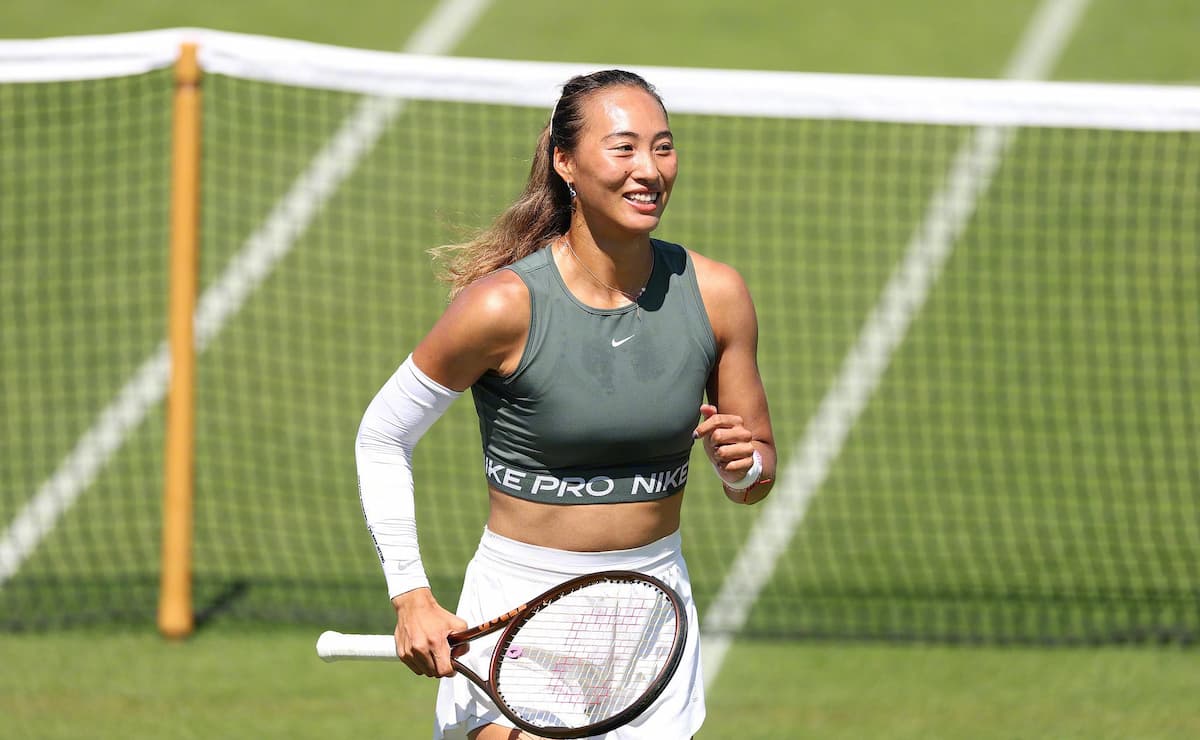 Zheng Qinwen Makes Her Wimbledon Debut Against Siniakova