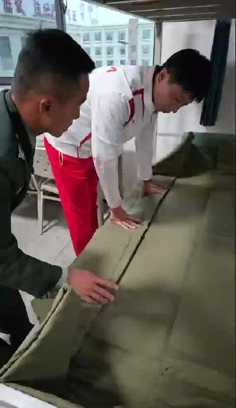 When Ma Long Tried to Make a 'Tofu Block' Bed and Ended Up with 'Tofu Pudding' – A Lesson in Humility and Humor