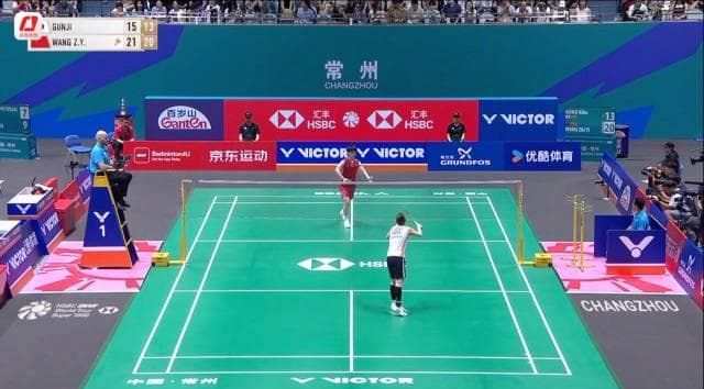 Chinese Badminton Players Advance to Quarterfinals in China Open 2025