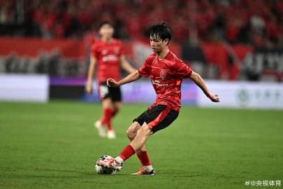 Breaking Geo-Restrictions: How Overseas Chinese Can Watch Domestic Movies, TV Shows, and Music Without Limits