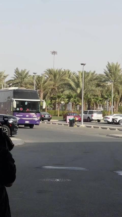 Chinese Men's Basketball Team Arrives at Asian Cup Finals Venue