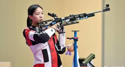 Wang Zifei Claims Gold in Women's 50m Rifle 3 Positions at China's National Games