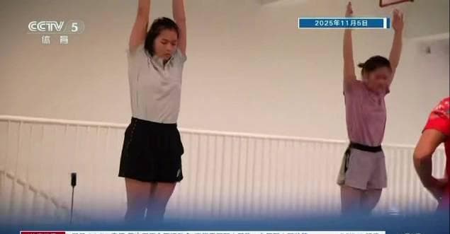 When I saw Quan Hongchan's new interview, I suddenly understood: Growing up means learning to say 'I'm okay with it'