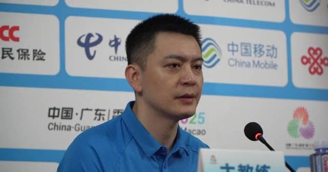 When I saw Yang Ming's interview after the Liaoning-Guangdong game, I suddenly remembered my college basketball days
