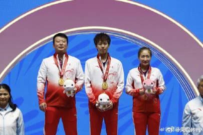Liu Shiwen's Heartfelt Gratitude to Fans After Winning Mixed Doubles Gold