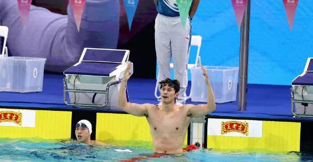 The Secret Behind Wang Shun's 'Four' Gesture: Why Overseas Chinese Can't Watch This Inspiring Interview