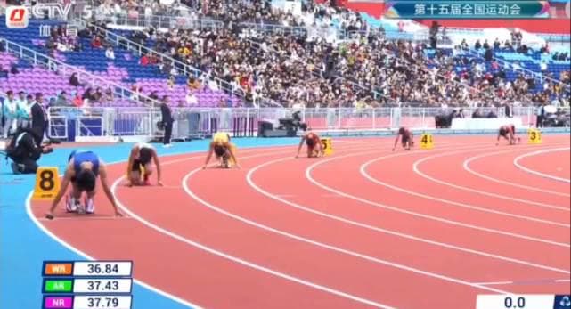 When My Cousin Texted Me 'We Made It' From China, I Finally Understood Why Overseas Chinese Are So Obsessed With Watching Sports Events Back Home