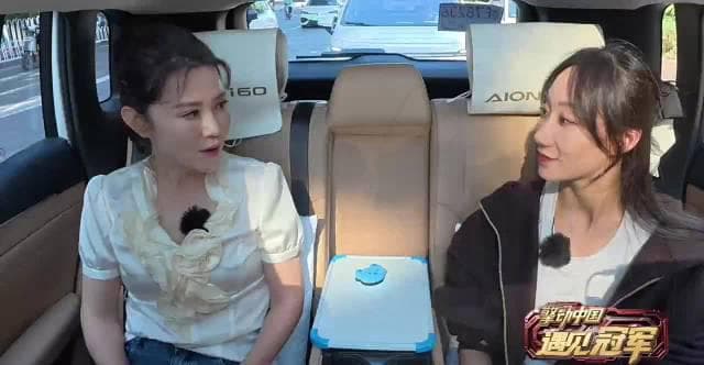 Shocking Reason Revealed: Why Synchronized Swimmers Wear Such Heavy Makeup!