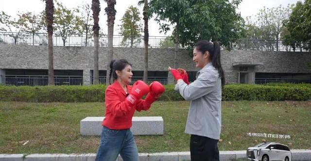 The Secret Mind Games of Olympic Boxing Revealed: Why Blinking First Means You've Already Lost