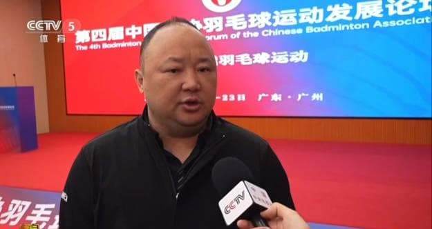 China's Badminton Crisis: Why Women's Team Faces Uncertain Future While Men Thrive