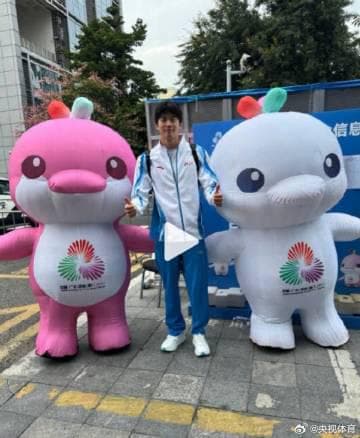 How Overseas Chinese Can Unlock Mainland Entertainment: From Wang Shun's Candid Vlog to Streaming Freedom