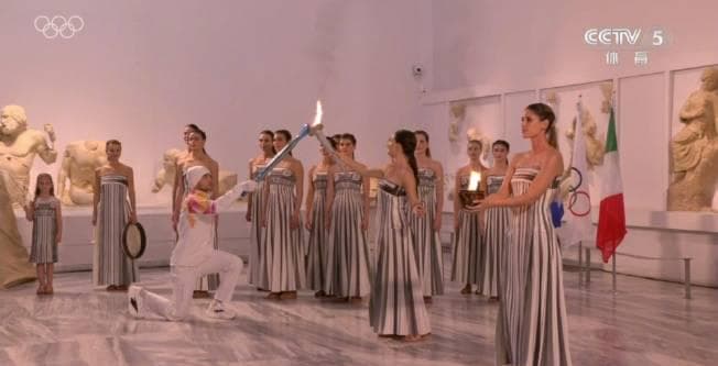 When My Italian Friend Sent Me the 2026 Winter Olympics Torch Relay Video, I Realized Why Overseas Chinese Can't Watch It Smoothly