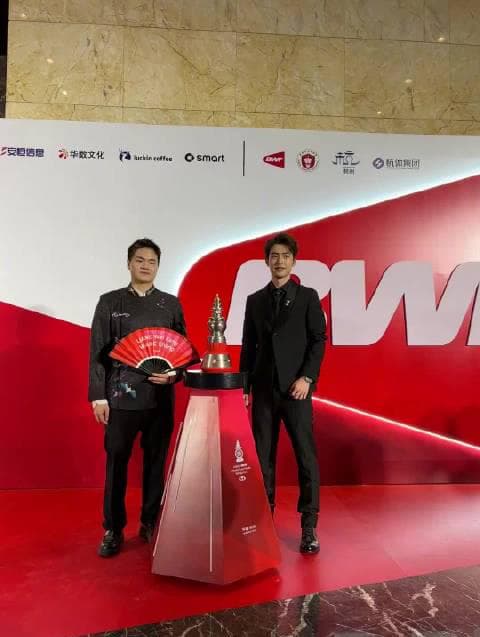 Liang Wei Keng and Wang Chang Shine in Suits at 2025 BWF World Tour Finals Gala
